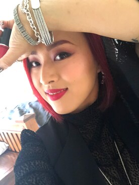 Vicky Zhangさんのコーディネート