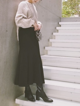 「アイテム（ブーティ）」を使った、みはるさん（レディース・164cm・20代）の秋コーディネート