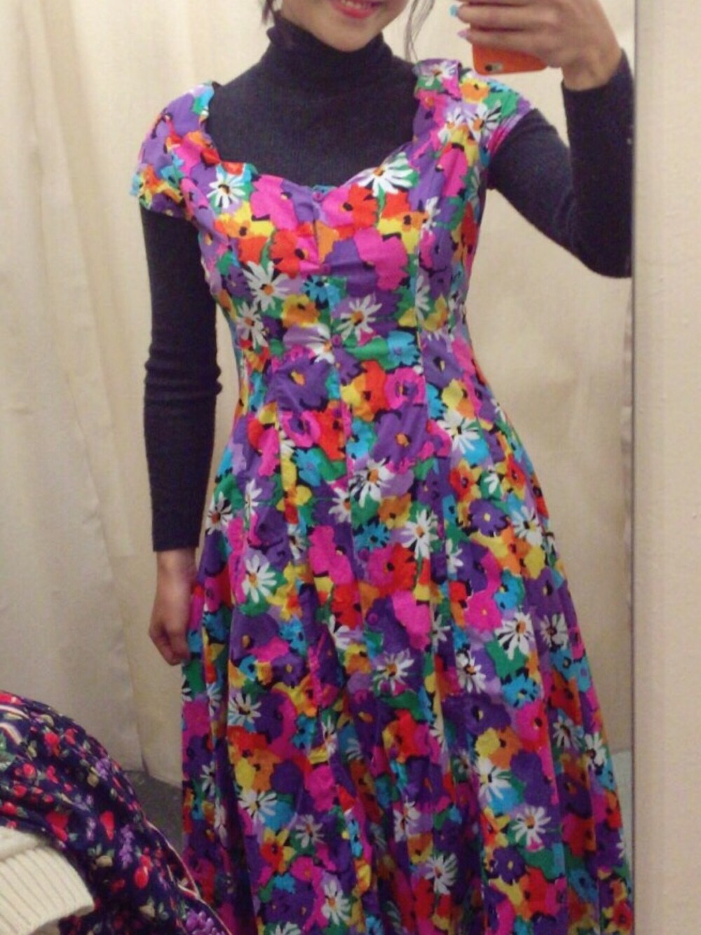 「used、USA、vintage、flower、TACOMA、Japan、springstlye、古着、カジュアル」｜「usedのアイテム（ワンピース、その他）」を使った、Kana Kamiokaさん（レディース・163cm）の春コーディネートの1枚目の写真