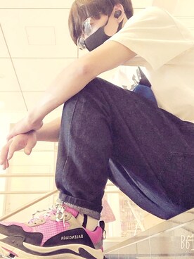 triple black leather trainers