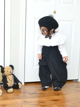 「GRIN BUDDYのアイテム（帽子、ブラック系）」を使った、LOUIS☆LOUIEさん（キッズ・90cm）の春コーディネート