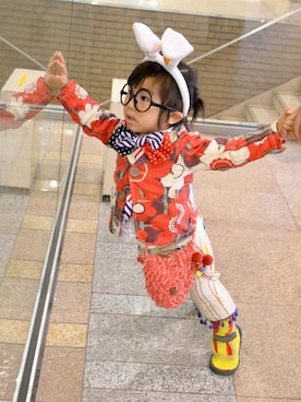 「乗り方間違ってる笑笑のアイテム（その他、その他）」を使った、LOUIS☆LOUIEさん（キッズ・90cm）の春コーディネート