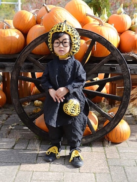 「frankygrow（フランキーグロウ）のアイテム（パンツ、ブラック系）」を使った、LOUIS☆LOUIEさん（キッズ・90cm）の秋コーディネート