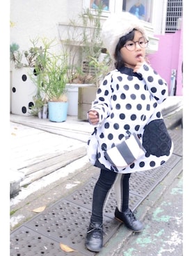 「sayangのアイテム（シューズ、ブラック系）」を使った、LOUIS☆LOUIEさん（キッズ・90cm）の秋コーディネート