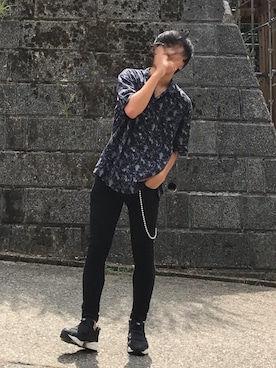 「ROXD（ロッド）のアイテム（ウォレットチェーン）」を使った、Noskeさん（メンズ・170cm）の夏コーディネート