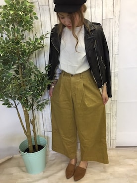 「アイテム（パンツ、イエロー系）」を使った、(´・ω・`)さん（レディース・161cm）の秋コーディネート