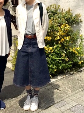 「アイテム（デニムスカート、ブルー系）」を使った、cotamamaさん（レディース・165cm）の春コーディネート