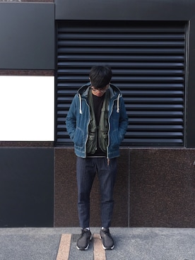 「blue」｜「アイテム（ベスト）」を使った、Felixさん（メンズ・172cm）の冬コーディネート
