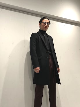 「JOHN LAWRENCE SULLIVAN」｜「アイテム（チェスターコート）」を使った、Flex Lee Philloponさん（メンズ・173cm）の秋コーディネート