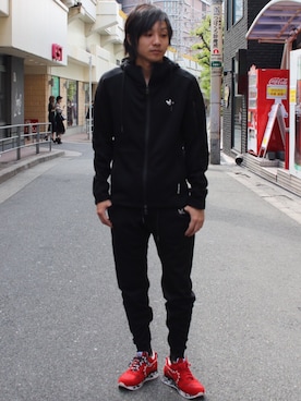 「1PIU1UGUALE3  RELAX （ウノピゥウノウグァーレトレ リラックス）のアイテム（パンツ）」を使った、Ryotaさん（メンズ・170cm）の秋コーディネート