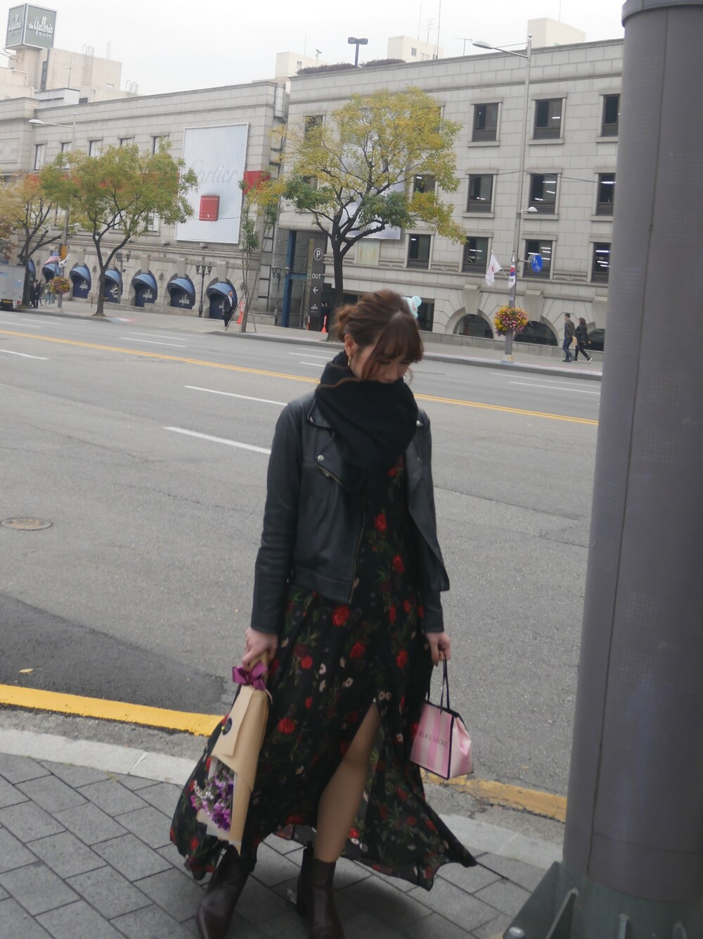 「korea  style、韓国ファッション、韓国、korea style、大人カジュアル、ゆるコーデ、fashion、キレイめ、おでかけ、秋冬」｜「ZARAのアイテム（ワンピース、ブラック系）」を使った、♡naaatさん（レディース・165cm）の秋コーディネートの1枚目の写真