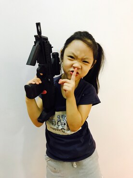 「Iのアイテム（トップス、ブラック系）」を使った、Mi_homeさん（キッズ）の冬コーディネート