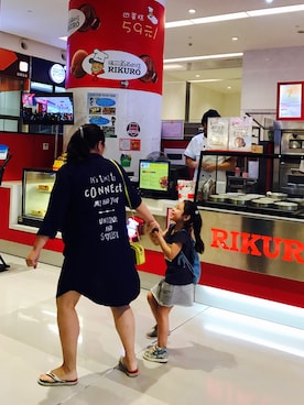 「HMのアイテム（ジャケット/アウター、ブラック系）」を使った、Mi_homeさん（キッズ）の冬コーディネート