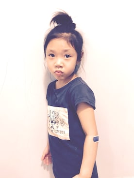 「no brand（ノーブランド）のアイテム（Tシャツ/カットソー、ブルー系）」を使った、Mi_homeさん（キッズ）の冬コーディネート