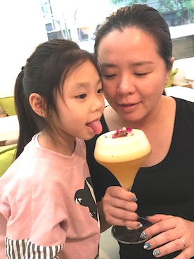 「ZARA KIDSのアイテム（カーディガン/ボレロ、ピンク系）」を使った、Mi_homeさん（キッズ）の冬コーディネート