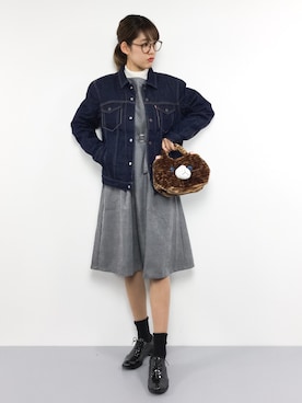 「ネコ」｜「アイテム（デニムジャケット）」を使った、yukiさん（レディース・169cm）の冬コーディネート