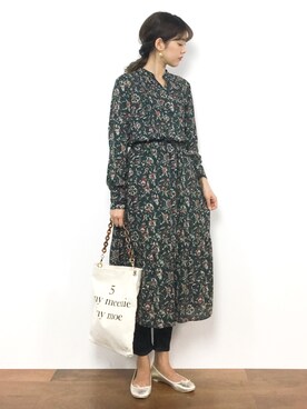 「Another Edition（アナザーエディション）の【展開店舗限定】チェーンショルダーロゴバッグ（ショルダーバッグ）」を使った、yukiさん（レディース・169cm）の秋コーディネート
