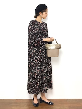 「Kastane（カスタネ）の花柄ギャザーマキシワンピース（ワンピース）」を使った、yukiさん（レディース・169cm）の冬コーディネート