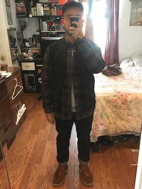 「REIGNING CHAMP（レイニングチャンプ）のアイテム（ダウンベスト）」を使った、AnthonyNguyenさん（メンズ・168cm）の冬コーディネート