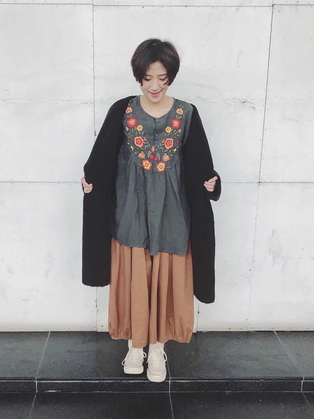 「boy、girl、ootd、fashion、japanfashion」｜「hippopo_jのアイテム（トップス、グリーン系）」を使った、Vika 簡さん（レディース・163cm）の秋コーディネートの1枚目の写真