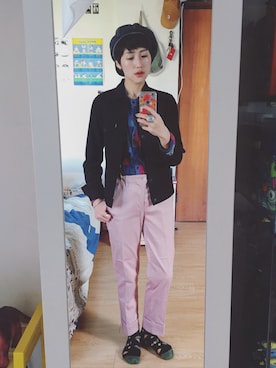 「JULIEN DAVID（ジュリエンデビッド）のアイテム（パンツ）」を使った、Vika 簡さん（レディース・163cm）の冬コーディネート