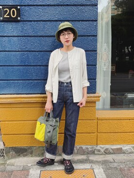 Vika 簡さんのコーディネート