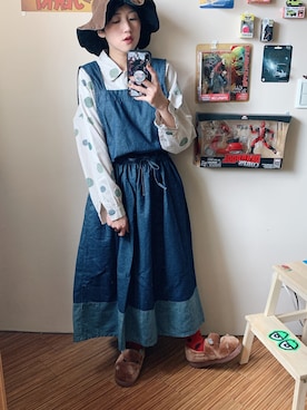 Vika 簡さんのコーディネート