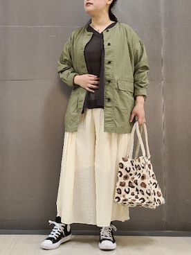 「Green　Parks（グリーンパークス）のアイテム（ノーカラージャケット）」を使った、tomo☺さん（レディース・159cm）の春コーディネート