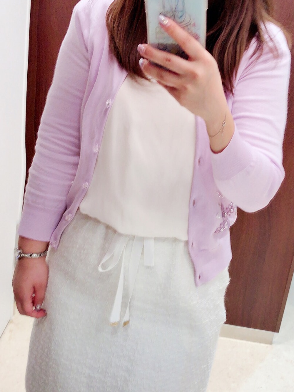 「coordinate、休日コーデ、デート、ワンピース、ラベンダー、ホワイト、ビジュー、チビーズ✳︎」｜「JUSGLITTYのツィードドッキングワンピース（ワンピース、ホワイト系）」を使った、miniminnieさん（レディース・148cm）の夏コーディネートの1枚目の写真