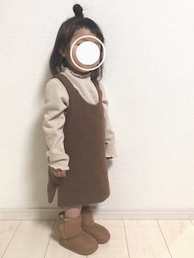 「アイテム（ジャンパースカート、ブラウン系）」を使った、echico☺︎︎さん（キッズ・80cm）の冬コーディネート