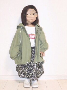 「アイテム（ミリタリージャケット）」を使った、echico☺︎︎さん（キッズ・80cm）の春コーディネート