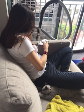 「EVISU（エヴィス）のアイテム（その他パンツ）」を使った、WeloveYueさん（レディース・155cm）の冬コーディネート