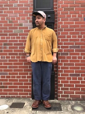 「VINTAGE（ヴィンテージ）のアイテム（シャツ/ブラウス、ベージュ系）」を使った、Human&Arrowさん（メンズ・169cm）の秋コーディネート