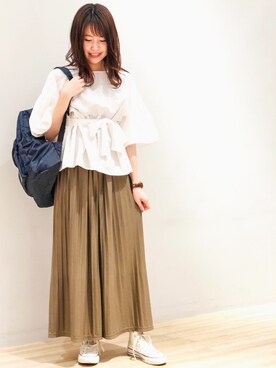 「earth music&ecology（アースミュージックアンドエコロジー）のカットプリーツスカーチョ（その他パンツ）」を使った、yuiさん（レディース・157cm）の夏コーディネート