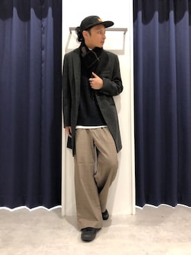 「ニットベスト」｜「アイテム（チェスターコート）」を使った、くろろろんさん（メンズ・169cm）の秋コーディネート