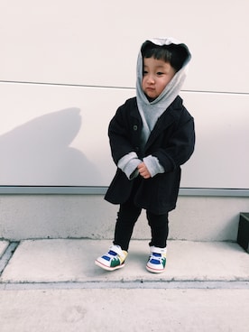 「韓国子供服のアイテム（パーカー、グレー系）」を使った、ht marketさん（キッズ・120cm）の冬コーディネート