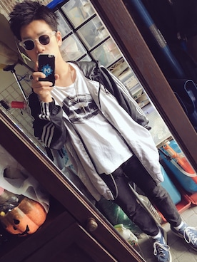 「アイテム（ナイロンジャケット、シルバー系）」を使った、りきやさん（メンズ・167cm）の秋コーディネート