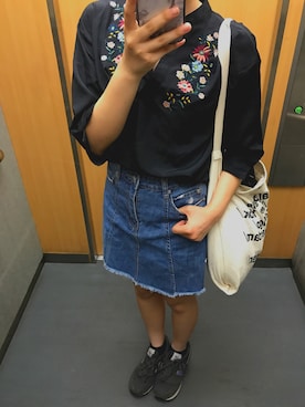 「OZOC（オゾック）のアイテム（デニムスカート）」を使った、sakuraさん（レディース・157cm）の夏コーディネート