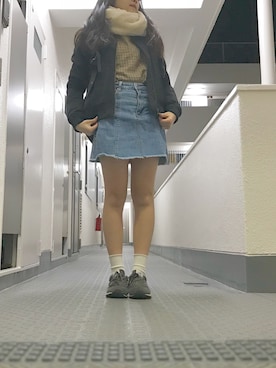 「OZOC（オゾック）のアイテム（デニムスカート）」を使った、sakuraさん（レディース・157cm）の冬コーディネート