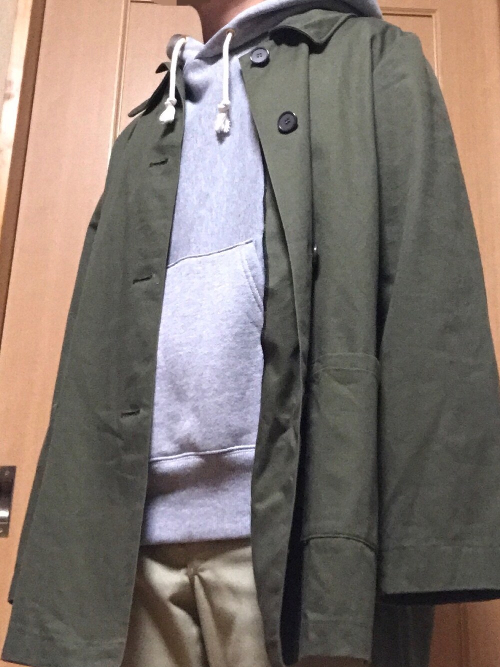 「シンプル、今日のコーデ、キレイめ、古着、おしゃれさんと繋がりたい」｜「Dickiesの874ワークパンツ（チノパンツ、ブラック系）」を使った、ヤスさん（メンズ・163cm）の冬コーディネートの1枚目の写真