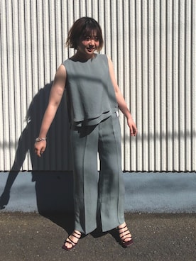 「STUDIOUS（ステュディオス）のアイテム（サンダル）」を使った、NISHIHARA HIKARIさん（レディース・155cm）の夏コーディネート