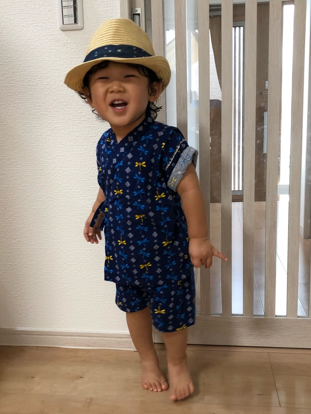 「男の子コーデ、ベビーコーデ、キッズコーデ、男の子、麦わら帽子、甚平、1歳、1歳10ヶ月」｜「BRANSHESのアイテム（帽子、ベージュ系）」を使った、yutoさん（キッズ・80cm）の夏コーディネートの1枚目の写真