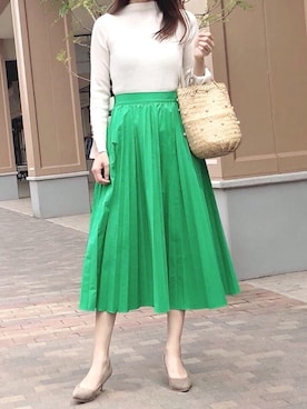 「11AM（-）のアイテム（スカート）」を使った、MGさん（レディース・170cm）の春コーディネート