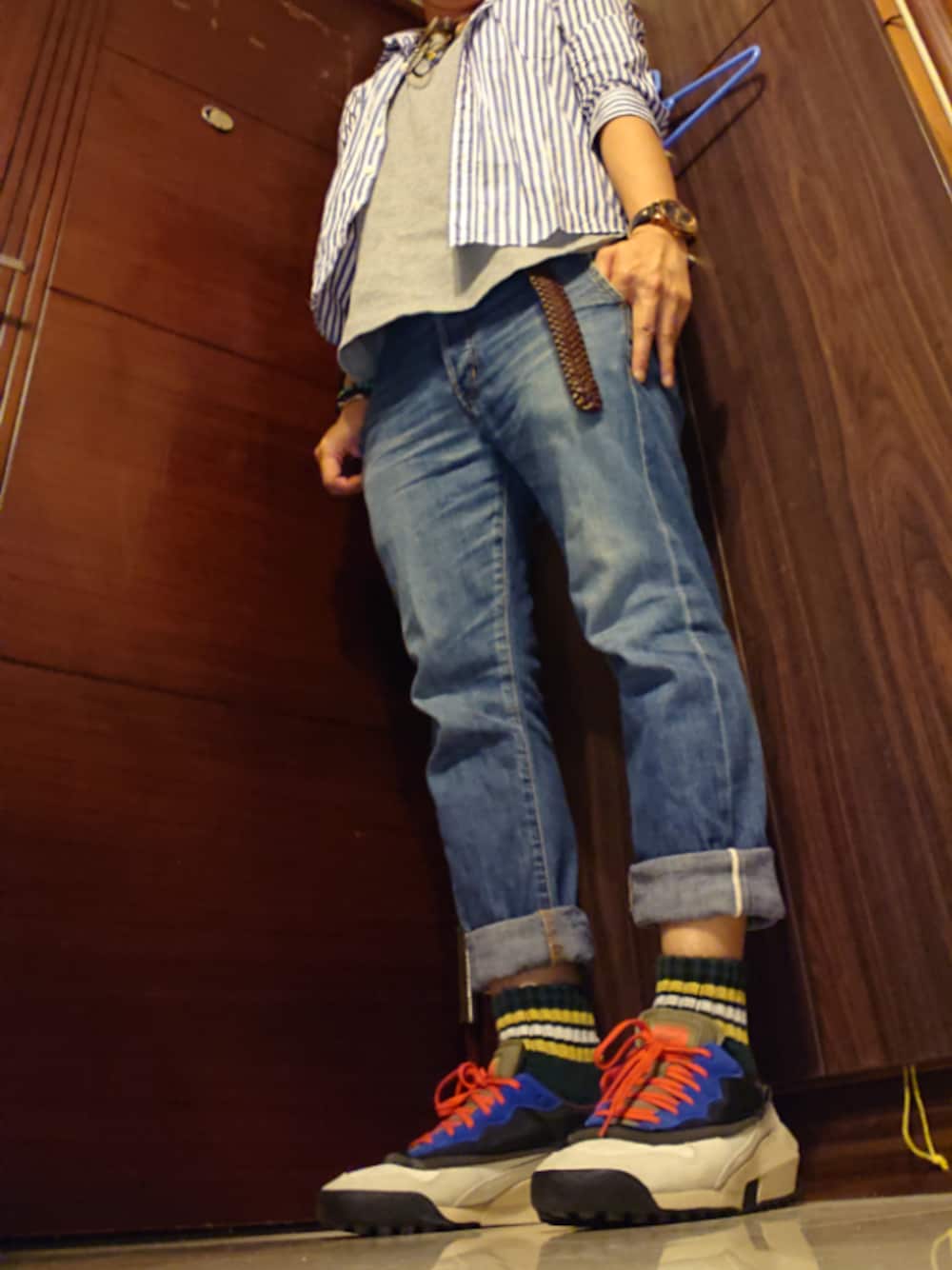 「CABANE de ZUCCaのアイテム（デニムパンツ、ブルー系）」を使った、mike_jan_lamさん（メンズ・170cm）の秋コーディネートの1枚目の写真