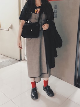 「Yohji Yamamoto（ヨウジヤマモト）のアイテム（レッグウェア）」を使った、Ethel C. さん（レディース・165cm）の冬コーディネート