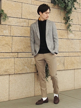 「カシミヤ」｜「アイテム（スラックス）」を使った、JUNPEIさん（メンズ・175cm）の冬コーディネート