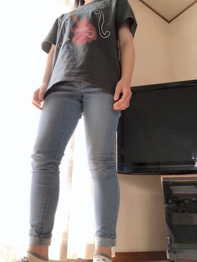「Honeys（ハニーズ）のアイテム（デニムパンツ、ブルー系）」を使った、_.さん（レディース・159cm）の春コーディネート