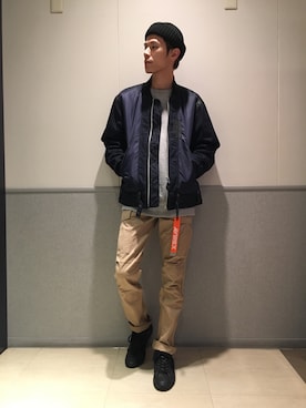 「ニットキャップ」｜「アイテム（MA-1）」を使った、akashiさん（メンズ・179cm）の秋コーディネート