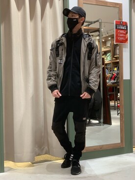 akashiさん（メンズ・179cm）の冬コーディネート