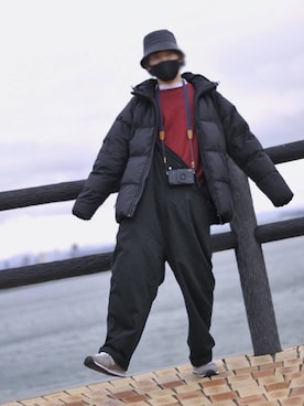 「kutir（クティール）のアイテム（オールインワン・サロペット）」を使った、ポン酢さん（メンズ・176cm）の冬コーディネート